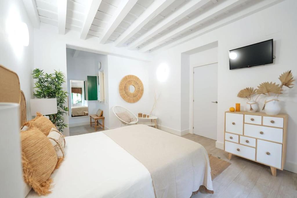 Apartamento A Estrenar En Calle Alcazares Sevilla Exterior foto